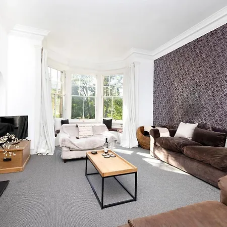 Joivy Delightful Flat With Parking Apartment Edinburgh Exterior photo